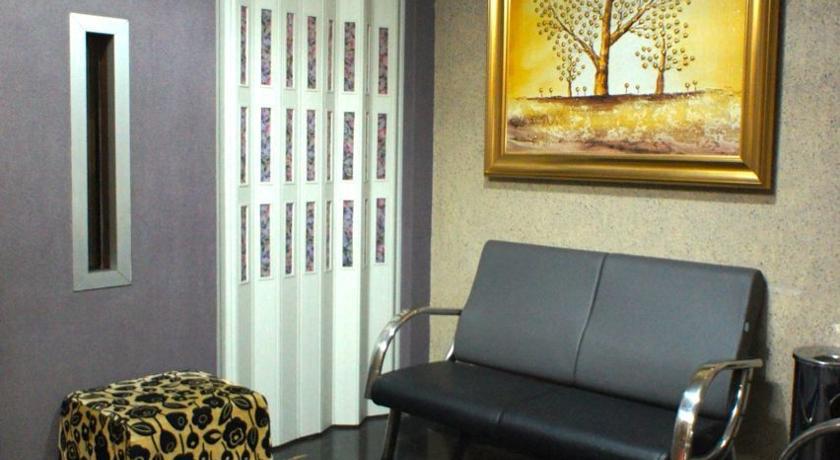 Mine Home Hotel Bandung Exteriör bild