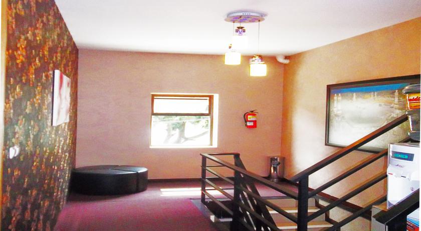 Mine Home Hotel Bandung Exteriör bild