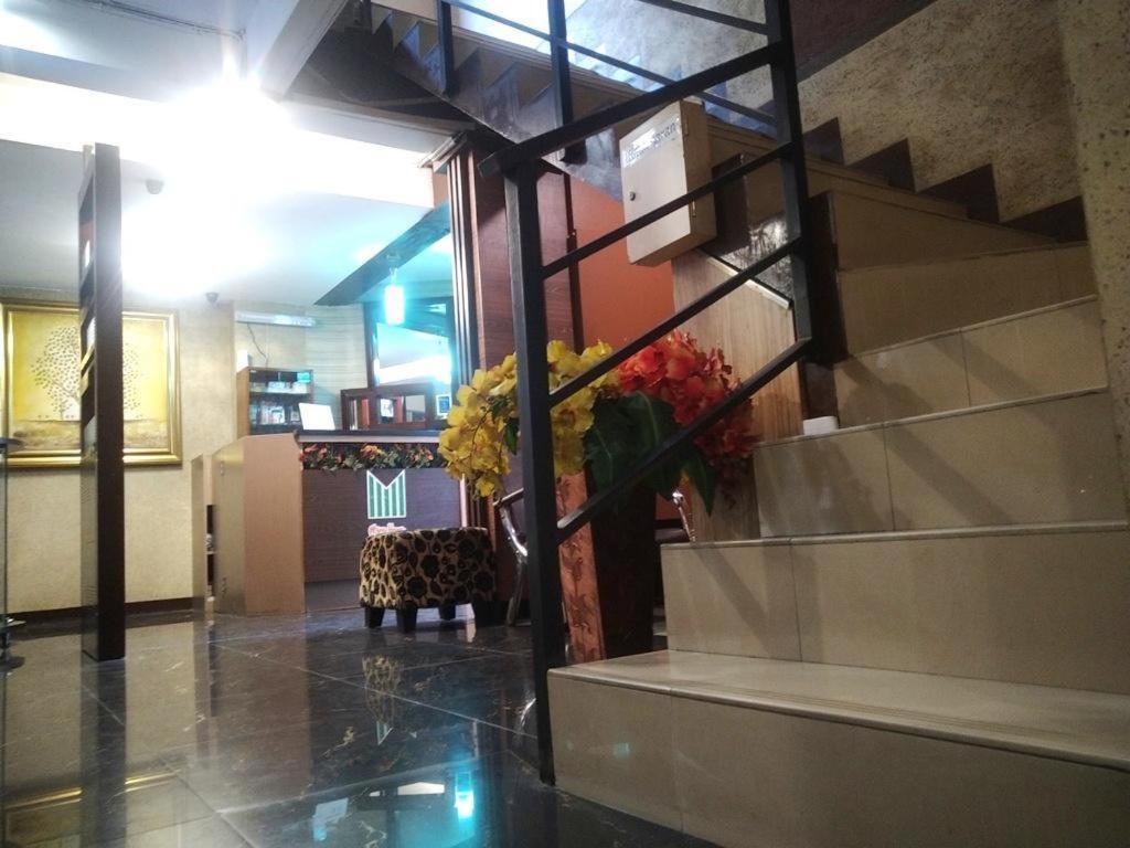 Mine Home Hotel Bandung Exteriör bild