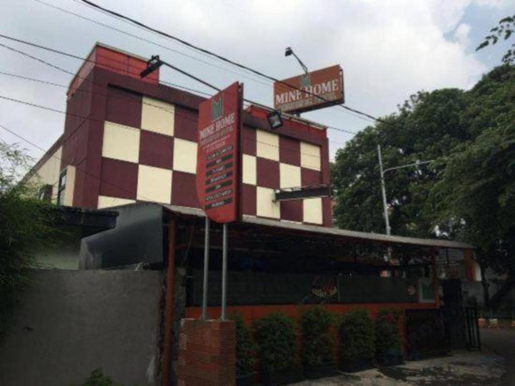 Mine Home Hotel Bandung Exteriör bild